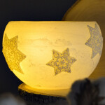 Windlicht aus Wachs, mit Teelichthalter, Rillendesign, Wachssterne