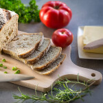Schneidebrett Holz mit Griff 40 x 18 cm, Holzschneidebrett