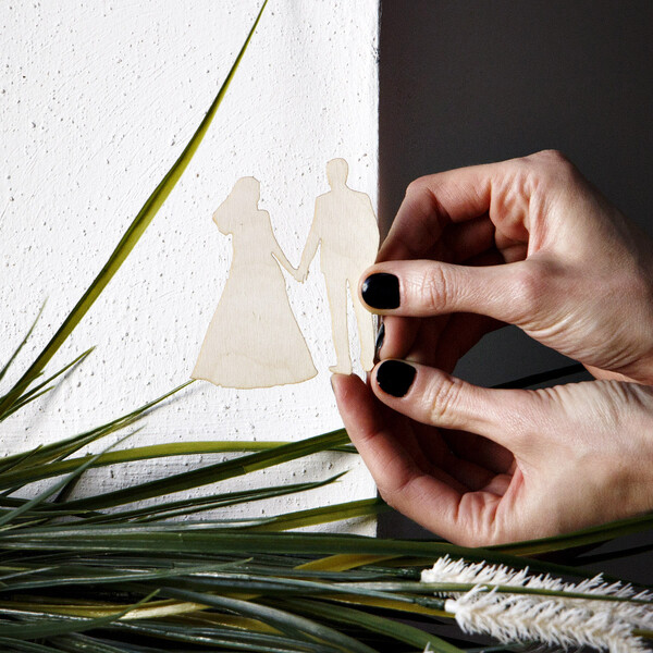 Junges Paar aus Holz 8 x 7 cm Hochzeit