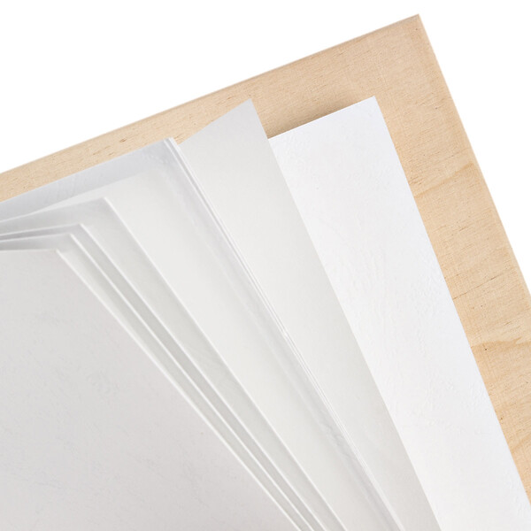 Holzalbum mit weißem Kartonpapier 25 Blatt und Wunachgravur