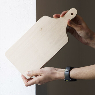 Essbrettchen aus Holz mit Griff 30 x 14 cm Brotzeitbrett