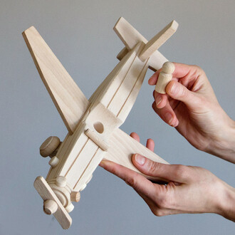 Holz Flugzeug als Kampfflugzeug Holzspielzeug Vollholz