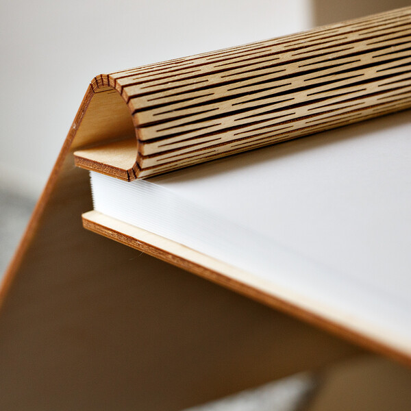 helles Gästebuch XL aus flexiblem Holz 35 x 22 cm weiße Seiten