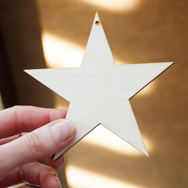 Sterne als Anhänger 10er Set aus Holz 10 x 10 cm