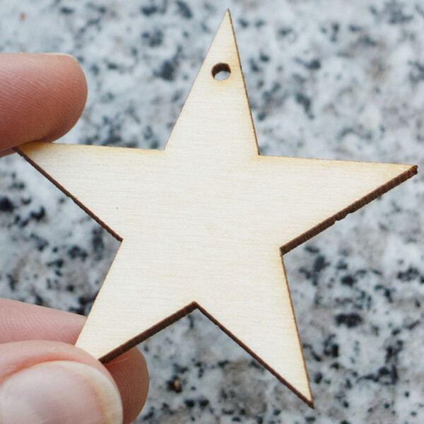 Weihnachts-Dekoration Stern mit Loch 5 x 5 cm
