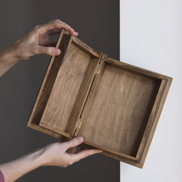 Buch aus Holz Bilder Buchschatulle 24 x 19 x 8 cm