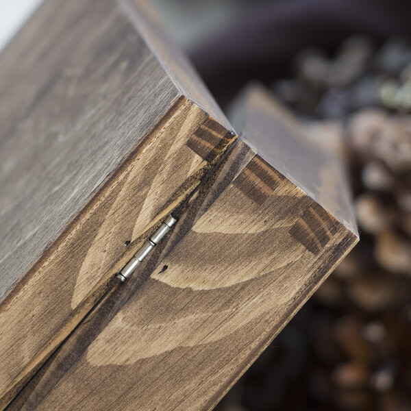 Geschenkkiste aus Holz, Eiche dunkel 24 x 17 x 5,5 cm