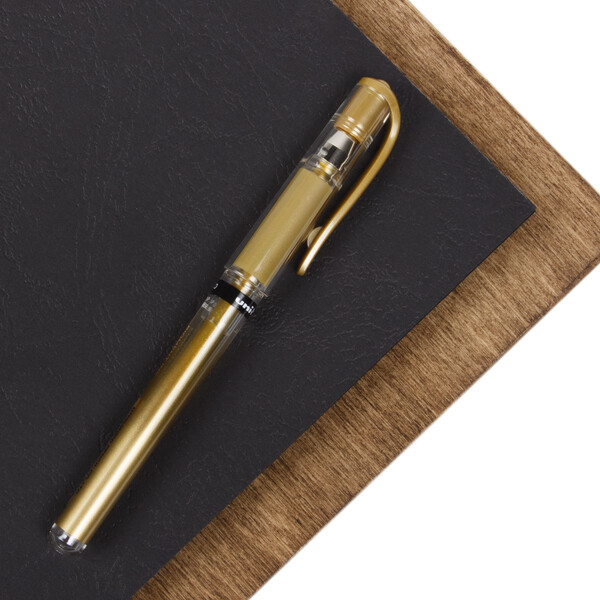 Stift in Gold Gelschreiber für schwarze Fotoalben aus Holz