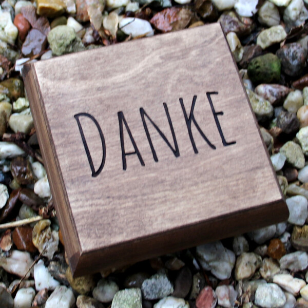 quadratische Holzkiste 20 x 20 x 6 cm Eiche dunkel