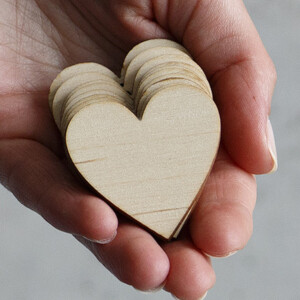 DIY Herz aus Holz 4 x 4 cm, Holzherz zum dekorieren