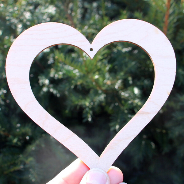 offenes Herz mit Herz Holzherz 14 x 15 cm mit Fdelloch