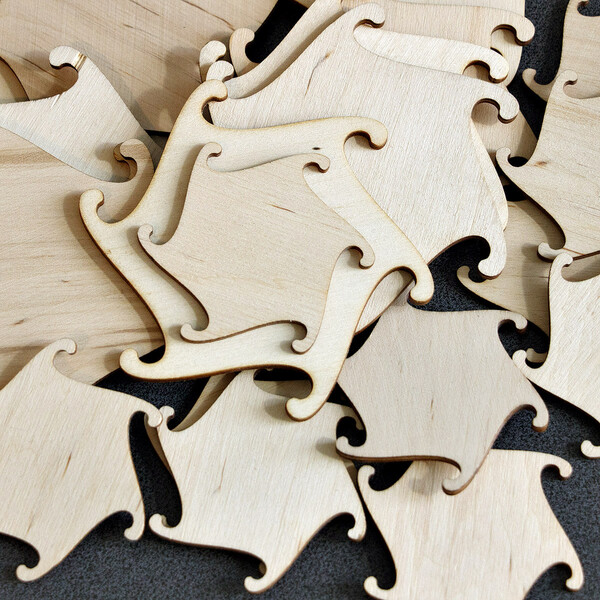 Holz Puzzle 10 x 10 cm Bieruntersetzer 10 Stück