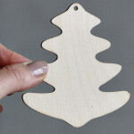 geschlossener Weihnachtsbaum 9 x 8 cm Holz