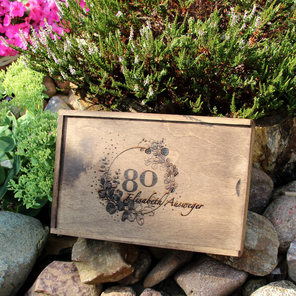 Sammelkiste aus Holz in Eiche Dunkel 30 x 19,5 cm Fotobox