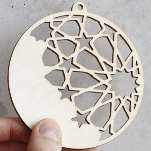 Weihnachtskugel Sternschnuppe 8 x 8 cm