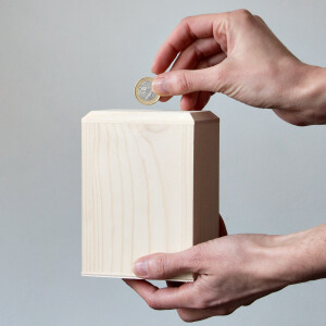 Sparbüchse Spardose 13 cm hoch aus Holz die Kinder Einwurfkiste